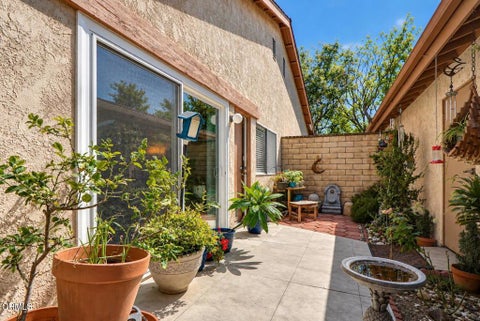 Tiny photo for 723 Nandina Place, Oxnard, CA 93036 (MLS # V1-38927)