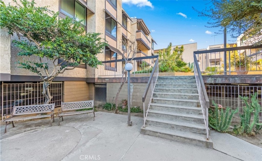 4170 Elm Avenue 213