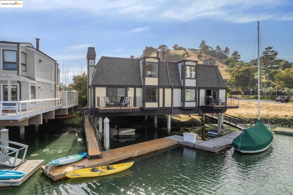 BRICKYARD COVE - Residential