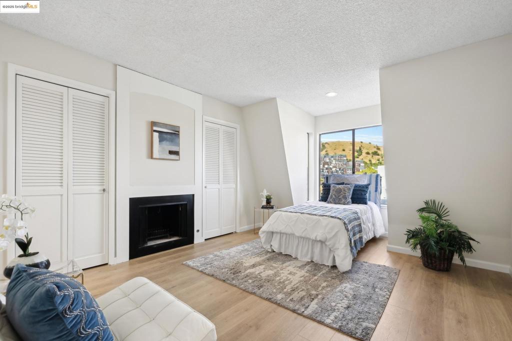 BRICKYARD COVE - Residential