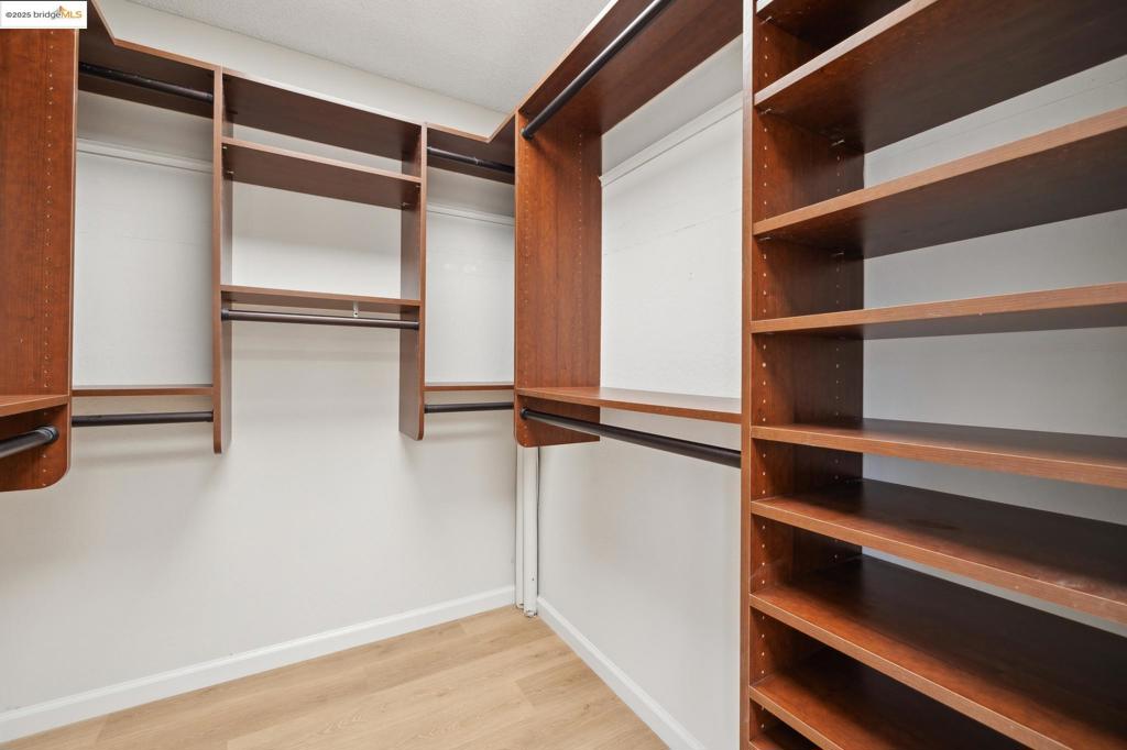 BRICKYARD COVE - Residential