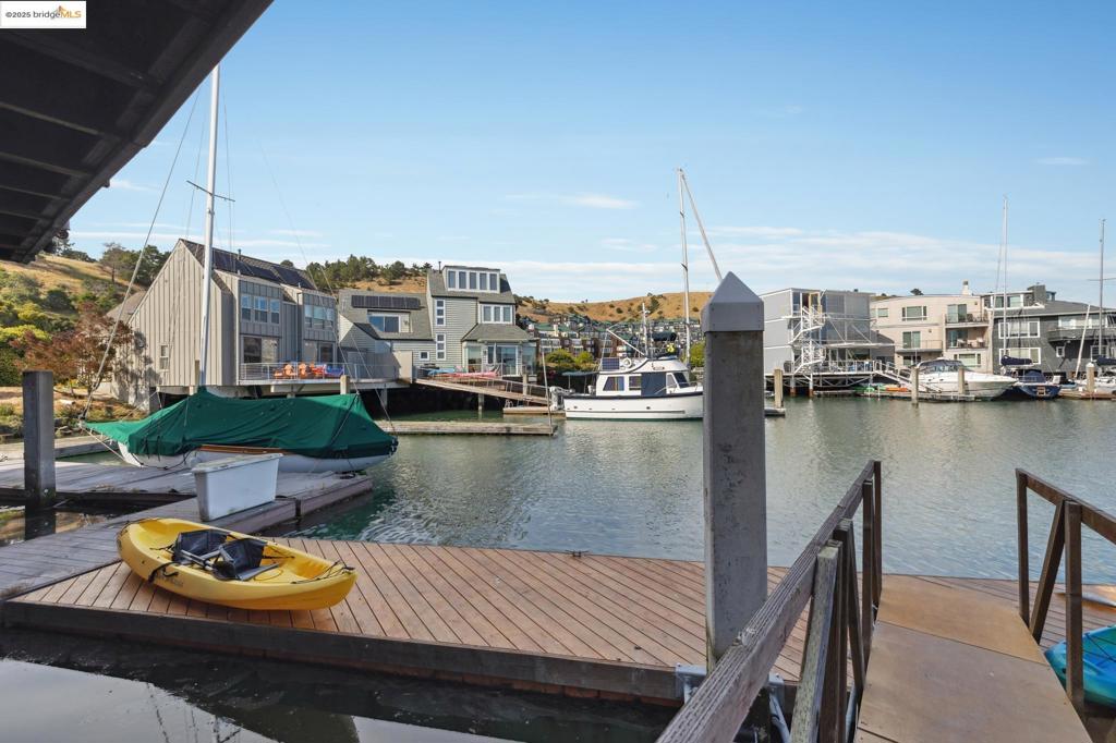 BRICKYARD COVE - Residential