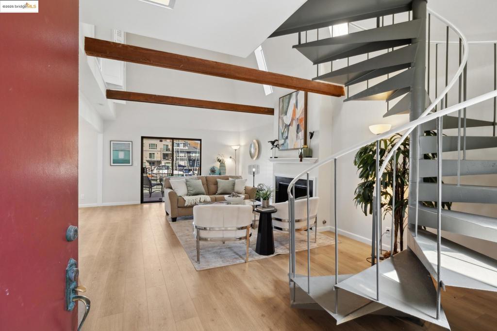 Properties 1 1310 Mallard Dr