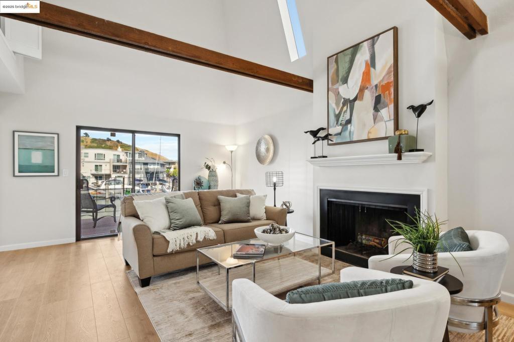 Properties 4 1310 Mallard Dr