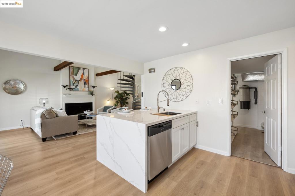 BRICKYARD COVE - Residential