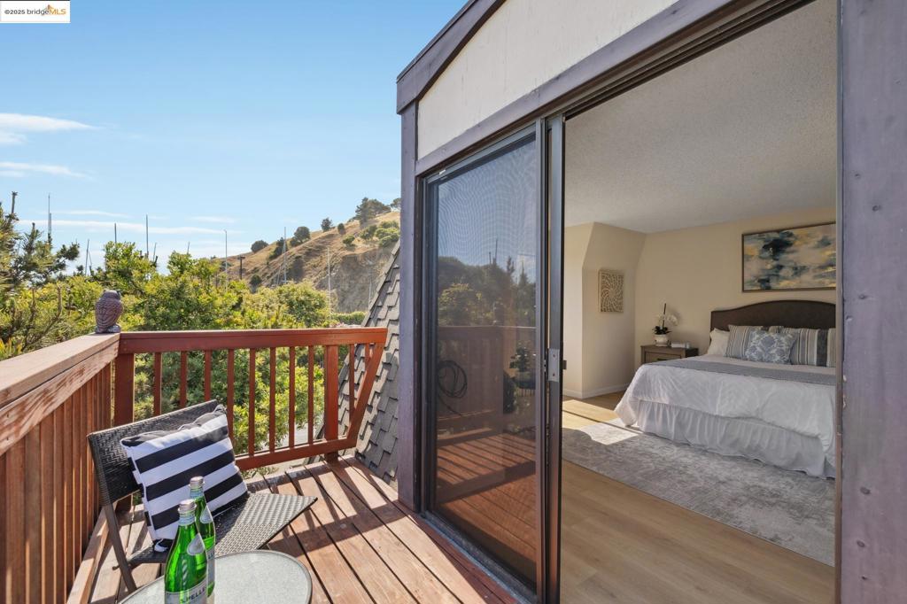 BRICKYARD COVE - Residential