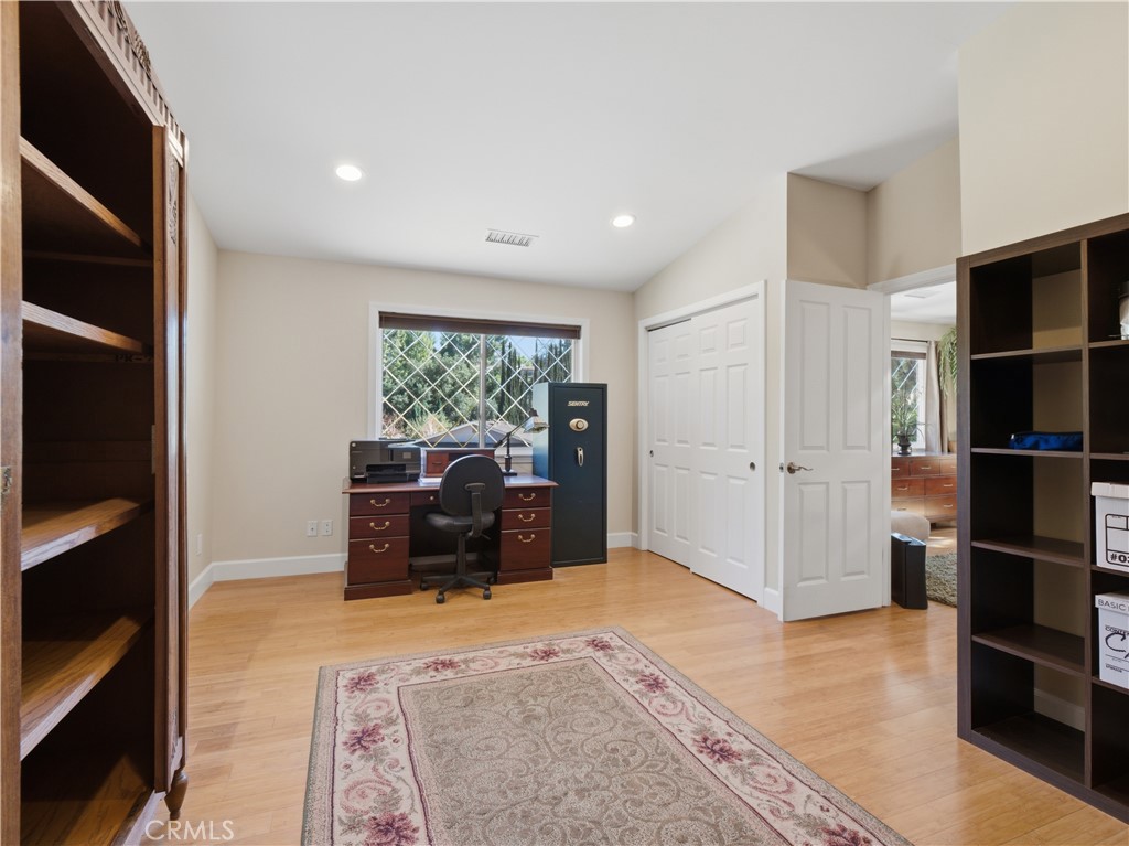 Canyon Country, California, 91387, United States, 6 Bedrooms Bedrooms, ,4 BathroomsBathrooms,Residential,Active,2027785