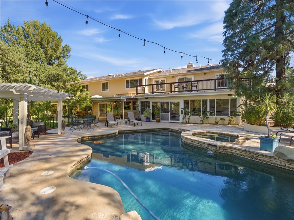 Canyon Country, California, 91387, United States, 6 Bedrooms Bedrooms, ,4 BathroomsBathrooms,Residential,Active,2027785