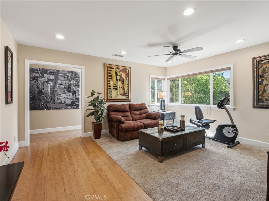 Canyon Country, California, 91387, United States, 6 Bedrooms Bedrooms, ,4 BathroomsBathrooms,Residential,Active,2027785