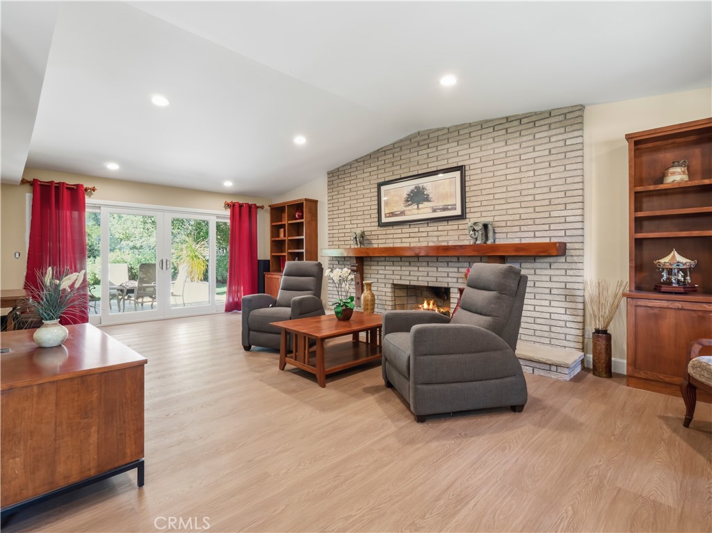 Canyon Country, California, 91387, United States, 6 Bedrooms Bedrooms, ,4 BathroomsBathrooms,Residential,Active,2027785