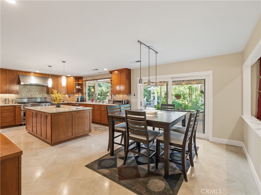 Canyon Country, California, 91387, United States, 6 Bedrooms Bedrooms, ,4 BathroomsBathrooms,Residential,Active,2027785