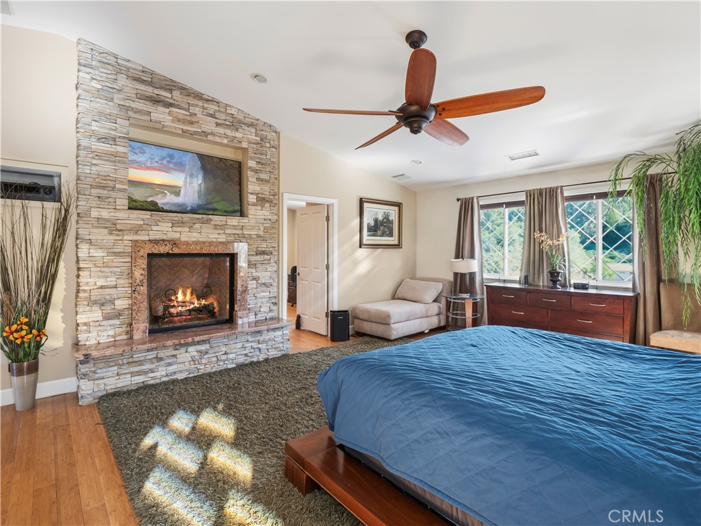 Canyon Country, California, 91387, United States, 6 Bedrooms Bedrooms, ,4 BathroomsBathrooms,Residential,Active,2027785