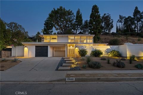 Photo of 17042 Lisette St, Granada Hills, CA 91344 (MLS # SR26150992)