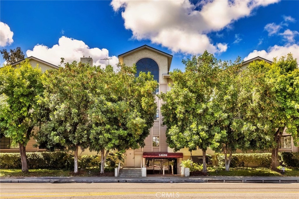 14050 Magnolia Boulevard