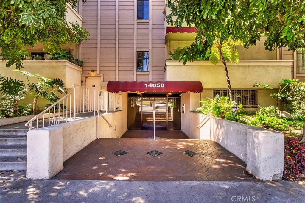 14050 Magnolia Boulevard