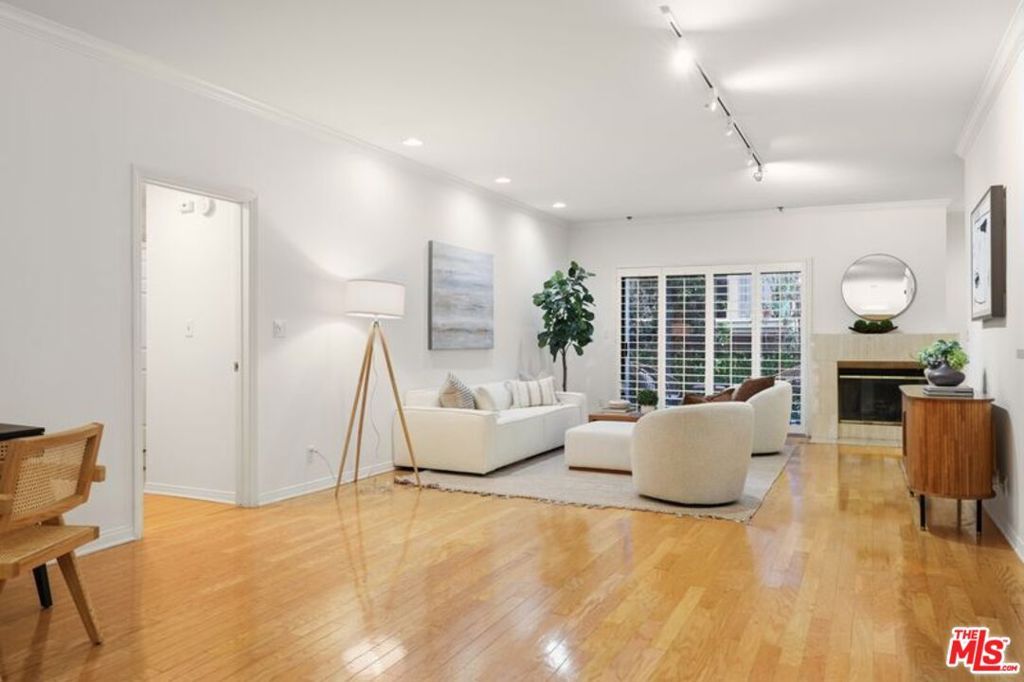 Photo of 11737 Darlington Avenue #104, Los Angeles, CA 90049 (MLS # 26655389)