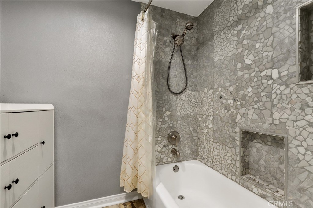 Meredith Manor Homes - Residential