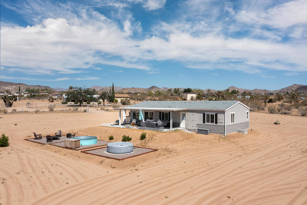 895 Wamego Trail