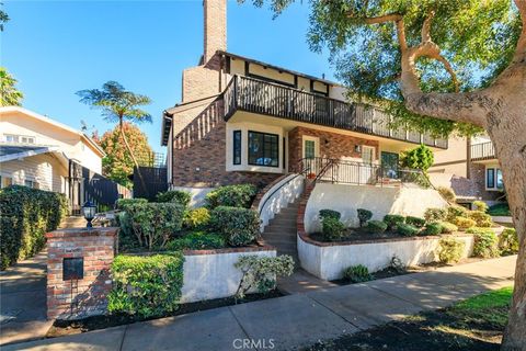 Photo of 240 S Broadway Ave #2, Redondo Beach, CA 90277 (MLS # SB25240490)