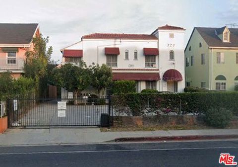 Photo of 727 Crenshaw Boulevard, Los Angeles, CA 90005 (MLS # 25599049) Photo of 727 Crenshaw Boulevard, Los Angeles, CA 90005 (MLS # 25599049)