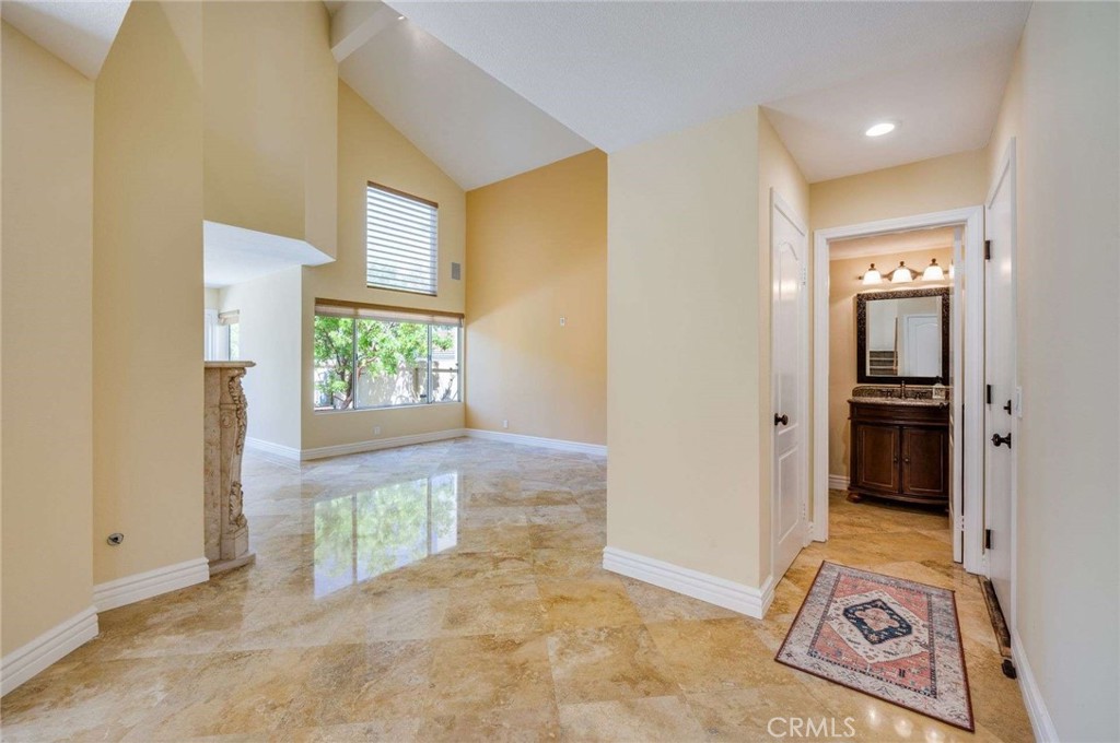 24961 Beachwalk Way