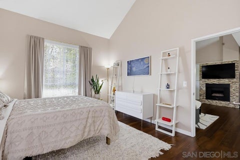 Tiny photo for 11440 Caminito La Bar #146, San Diego, CA 92126 (MLS # 260025173SD)
