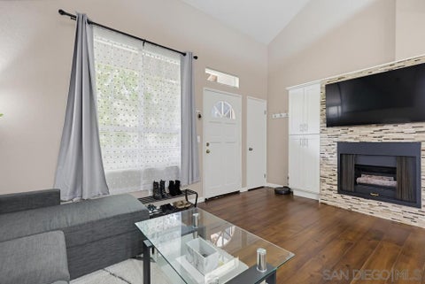Tiny photo for 11440 Caminito La Bar #146, San Diego, CA 92126 (MLS # 260025173SD)