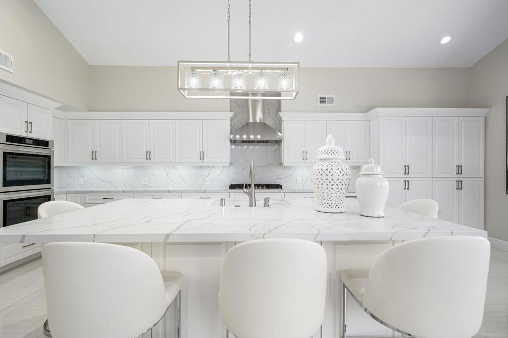 The Lakes Country Cl - Residential