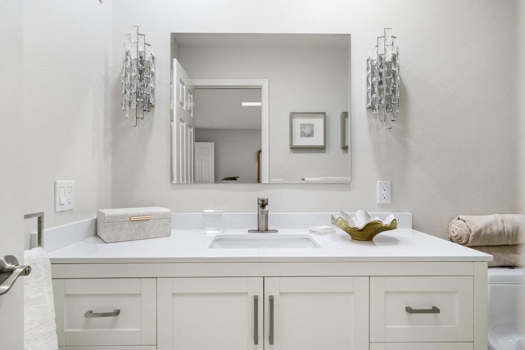 The Lakes Country Cl - Residential