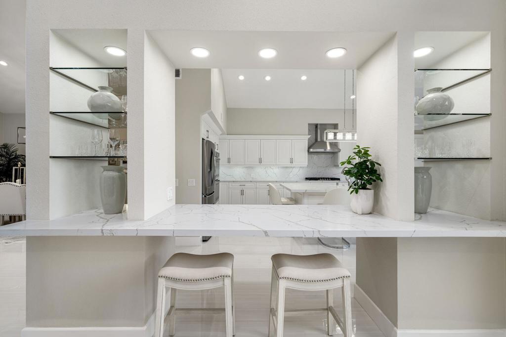 The Lakes Country Cl - Residential