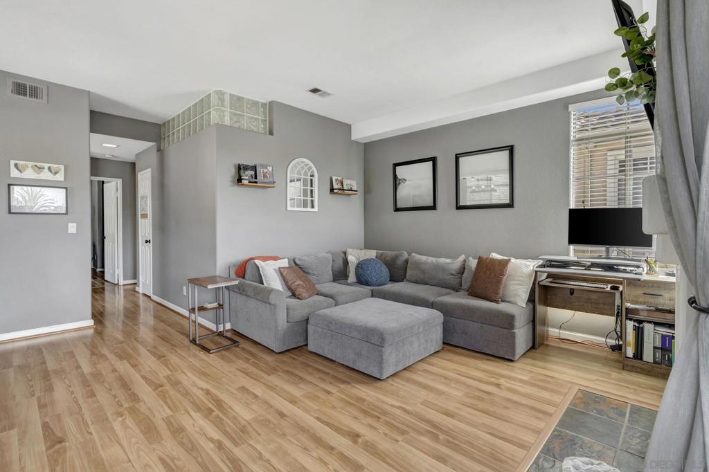 3432 Cameo Dr 63