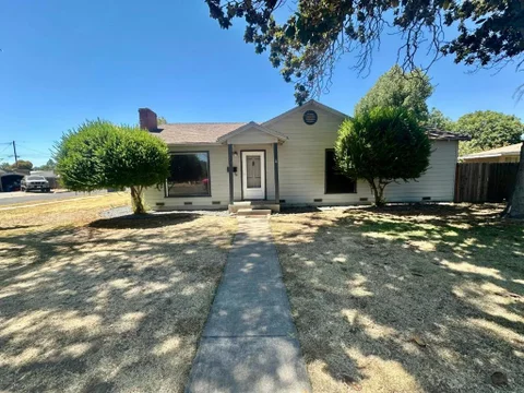 MLS: ML82053013