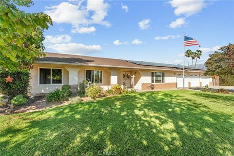 Photo of 13346 Rimview Court, Yucaipa, CA 92399 (MLS # IG25247510)