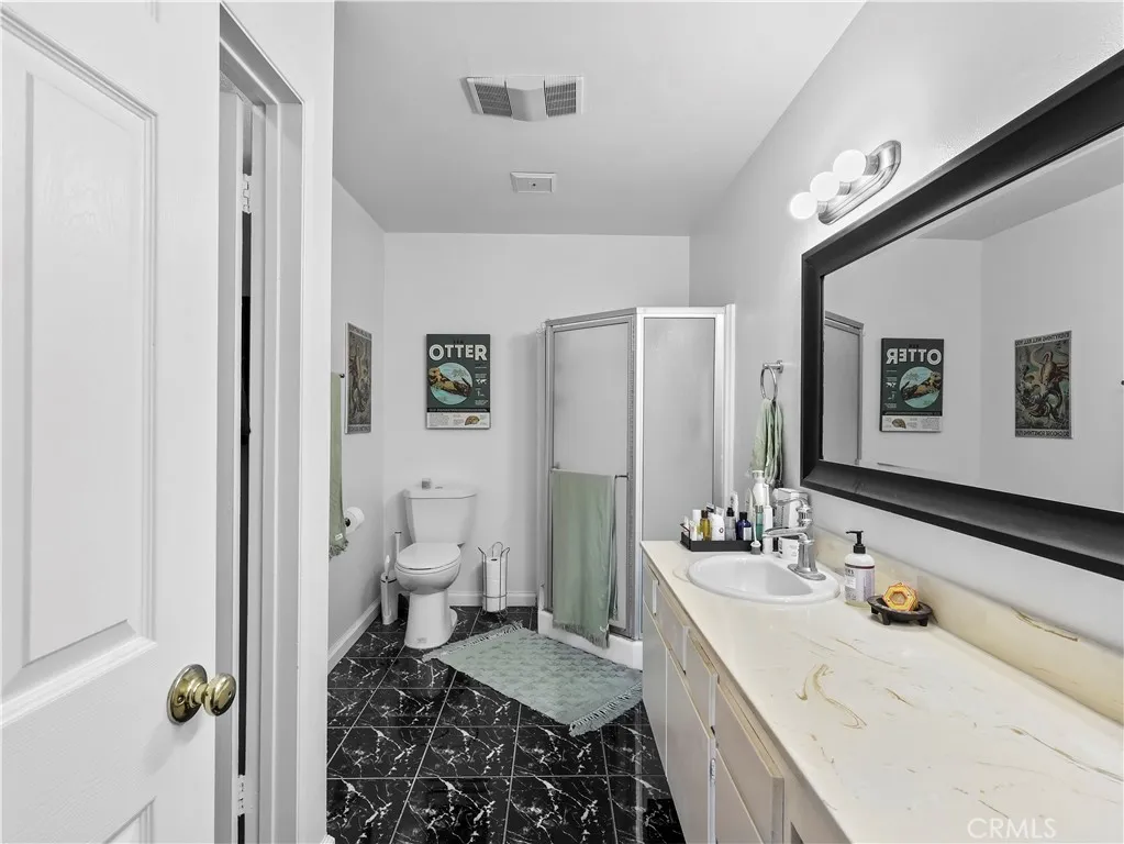 Valley Village, California 91607, United States, 2 Bedrooms Bedrooms, ,2 BathroomsBathrooms,Residential,Active,105125