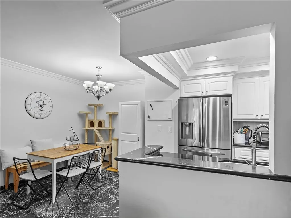 Valley Village, California 91607, United States, 2 Bedrooms Bedrooms, ,2 BathroomsBathrooms,Residential,Active,105125