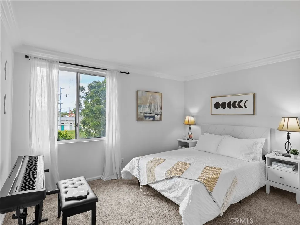 Valley Village, California 91607, United States, 2 Bedrooms Bedrooms, ,2 BathroomsBathrooms,Residential,Active,105125