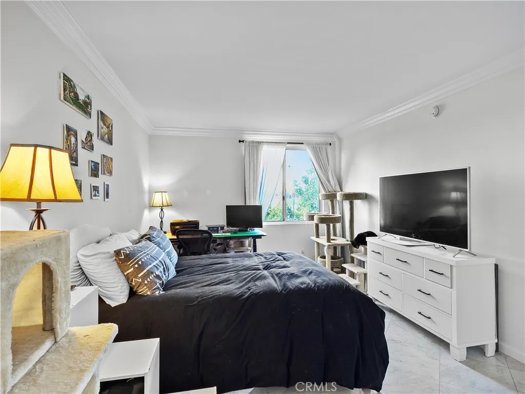 Valley Village, California 91607, United States, 2 Bedrooms Bedrooms, ,2 BathroomsBathrooms,Residential,Active,105125