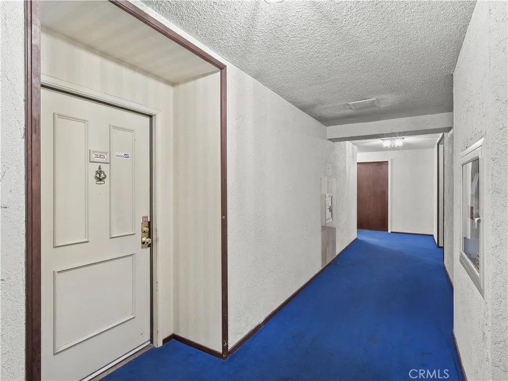 Valley Village, California 91607, United States, 2 Bedrooms Bedrooms, ,2 BathroomsBathrooms,Residential,Active,105125