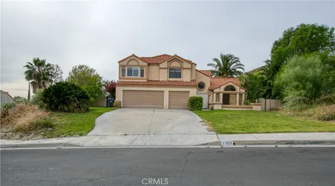 1703 Ridge View Dr, Colton, CA 92324 - MLS#: IG26080061