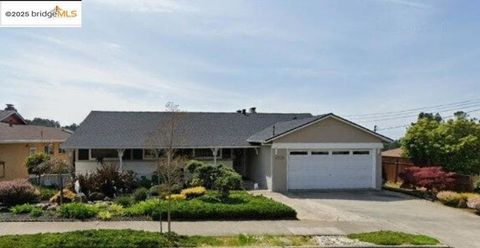 Photo of 4956 Scotia Ave Ave, Oakland, CA 94605 (MLS # 41115969) Photo of 4956 Scotia Ave Ave, Oakland, CA 94605 (MLS # 41115969)