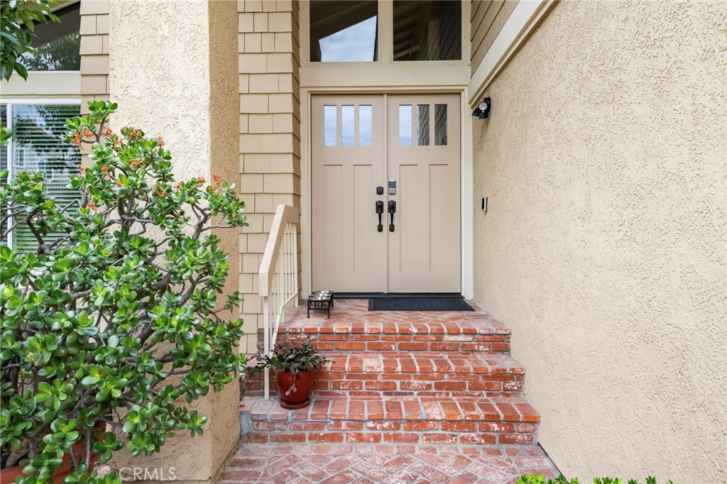 22532 Maurice Court