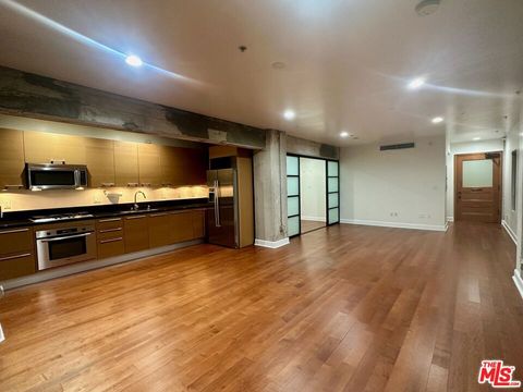 Photo of 416 S Spring Street #408, Los Angeles, CA 90013 (MLS # 26674509)