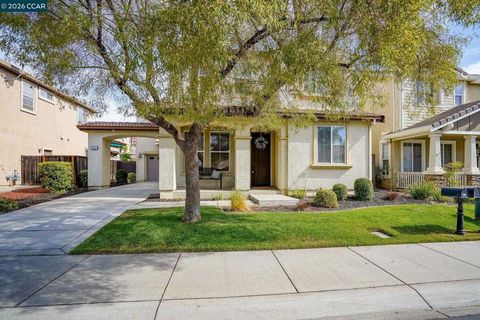 Photo of 507 Livingston Court, Discovery Bay, CA 94505 (MLS # 41128914)