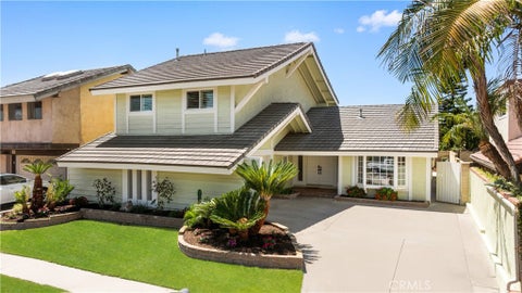 Photo of 13791 Solitaire WAY, Irvine, CA 92620 (MLS # OC26147059)