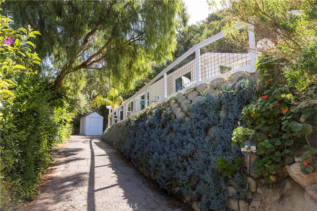 275 Woodland Drive