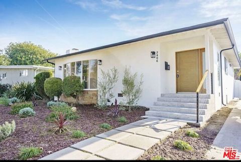 Photo of 7406 W 82nd Street, Los Angeles, CA 90045 (MLS # 26685145)