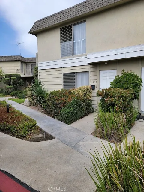 1582 Mitchell Avenue, Tustin, CA 92780 - MLS#: PW25122339