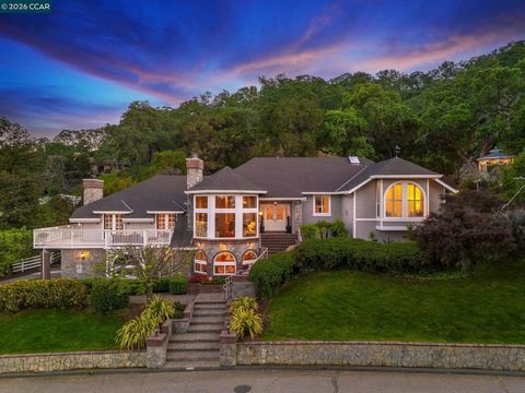 Photo of 725 Castle Rock Rd Rd, Walnut Creek, CA 94598 (MLS # 41128202)