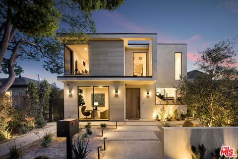 2115 Walnut Avenue Venice CA 90291