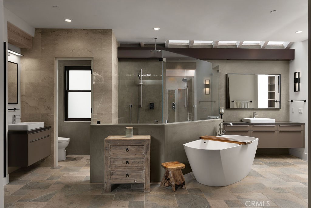 Corona del Mar South of PCH (CDMS) - Residential Lease